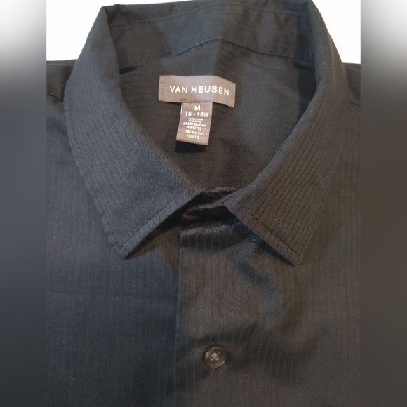 Shirt - Picture 3 of 6